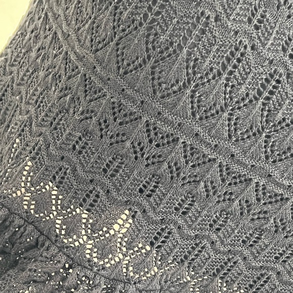 House of Harlow 1960 Black Lace Peplum Top - Picture 2 of 3